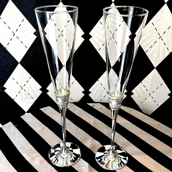 Vera Wang Other - Vera Wang “With Love” Champagne Flutes – Pair | Silver Stem